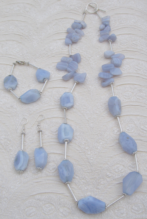 Parure in Argento satinato e Calcedonia Blu